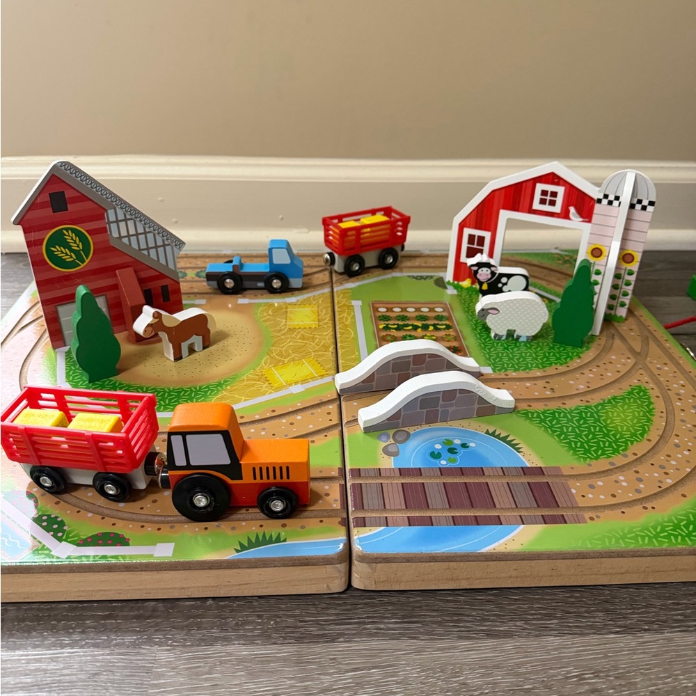 Melissa & Doug- Take along farm- 17 pieces